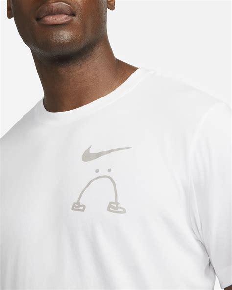 nike dri-fit nathan bell lauf-tanktop für herren|Nike Factory Stores.